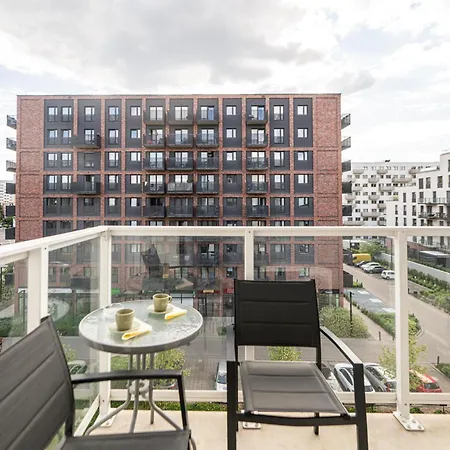 Port Popowice -darmowy Garaz I Rowery - Meldunki 24na7 - Tramwajem 15 Min Do Rynku *