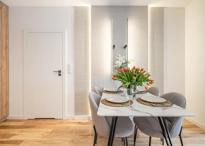 Port Popowice -darmowy Garaz I Rowery - Meldunki 24na7 - Tramwajem 15 Min Do Rynku Daire