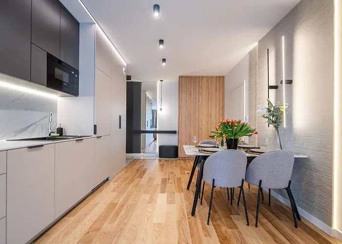 Port Popowice -darmowy Garaz I Rowery - Meldunki 24na7 - Tramwajem 15 Min Do Rynku Daire