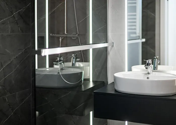 Port Popowice -darmowy Garaz I Rowery - Meldunki 24na7 - Tramwajem 15 Min Do Rynku * Wroclaw