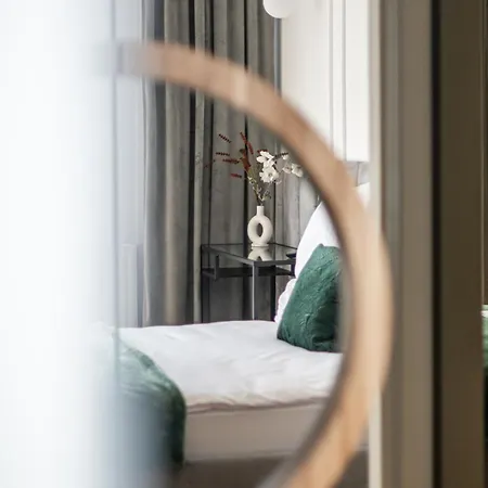 Port Popowice -darmowy Garaz I Rowery - Meldunki 24na7 - Tramwajem 15 Min Do Rynku *