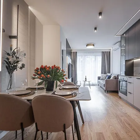 Apartmán Port Popowice -darmowy Garaz I Rowery - Meldunki 24na7 - Tramwajem 15 Min Do Rynku *