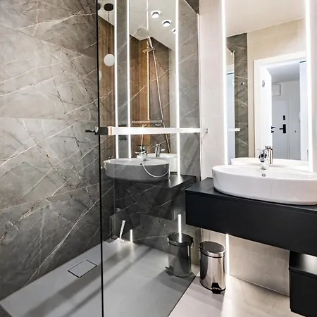 Daire Port Popowice -darmowy Garaz I Rowery - Meldunki 24na7 - Tramwajem 15 Min Do Rynku Wroclaw